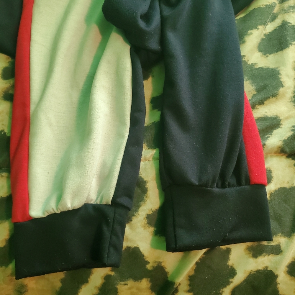 Tracksuit ⚡ - Picture 3 of 5